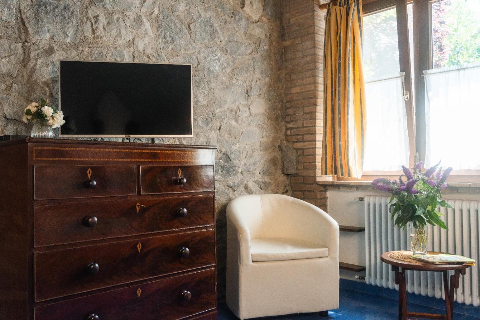 Bed and Breakfast Collina Blu Больсена Екстер'єр фото